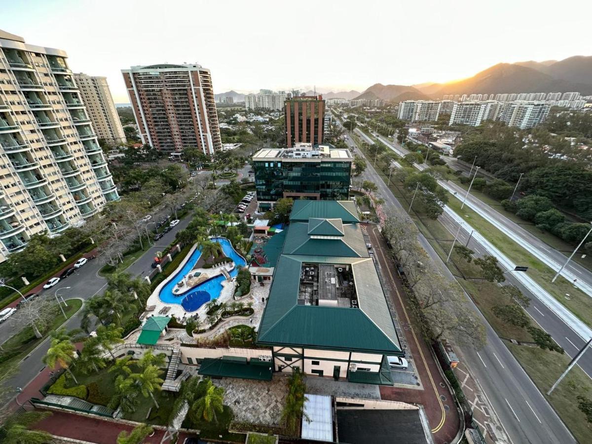 Flat Com Vista Panoramica -15- Na Barra Da Tijuca - Estacionamento Gratuito - Frigobar - Ar Condicionado - Piscina - Academia - Balsa Para Praia Gratis - Varanda - Vista Parcial Mar E Lagoa Рио-де-Жанейро Экстерьер фото